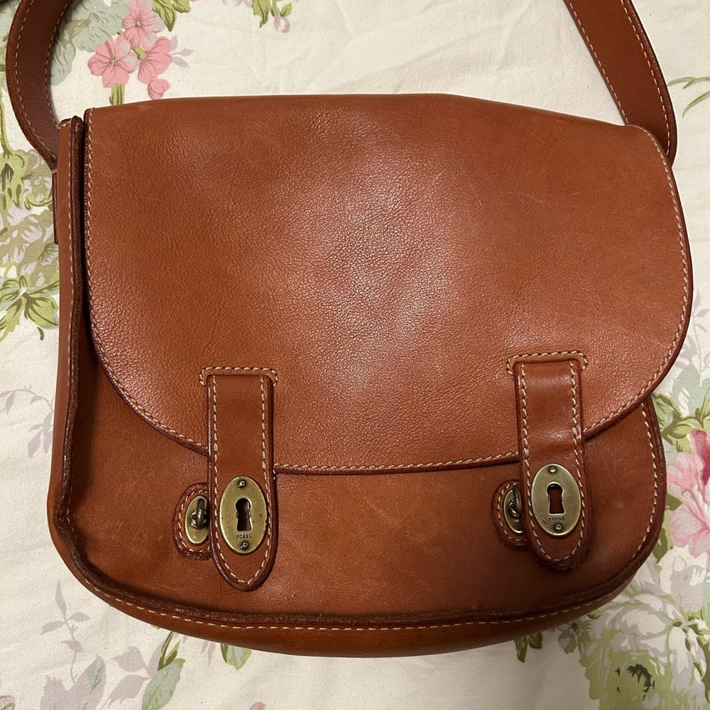 Fossil Austin Leather Crossbody Saddle Bag
